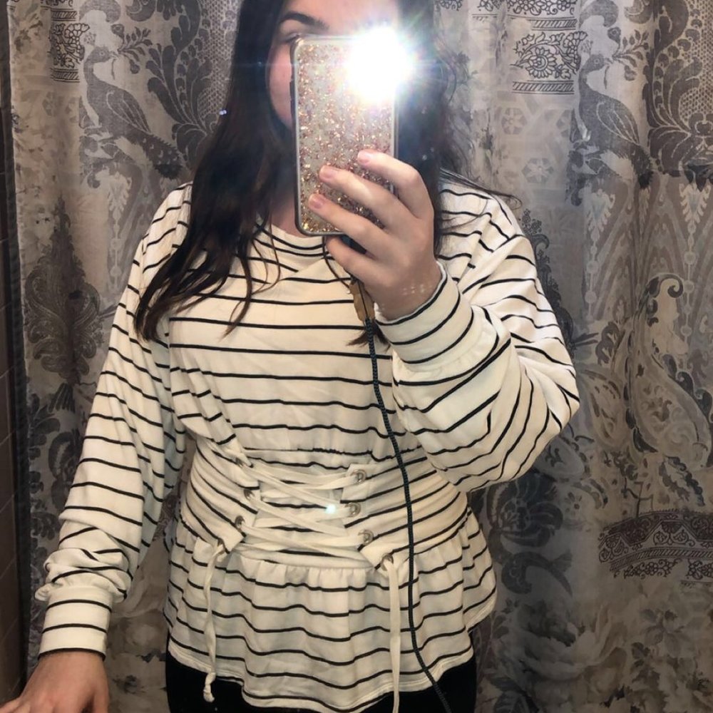 Stripped Long Shelved Shirt